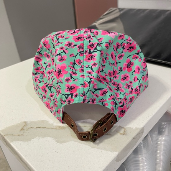 Arizona limited edition hat - Picture 2 of 3